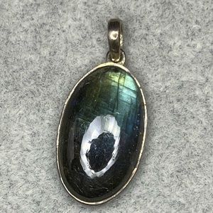 Labradorite Pendant